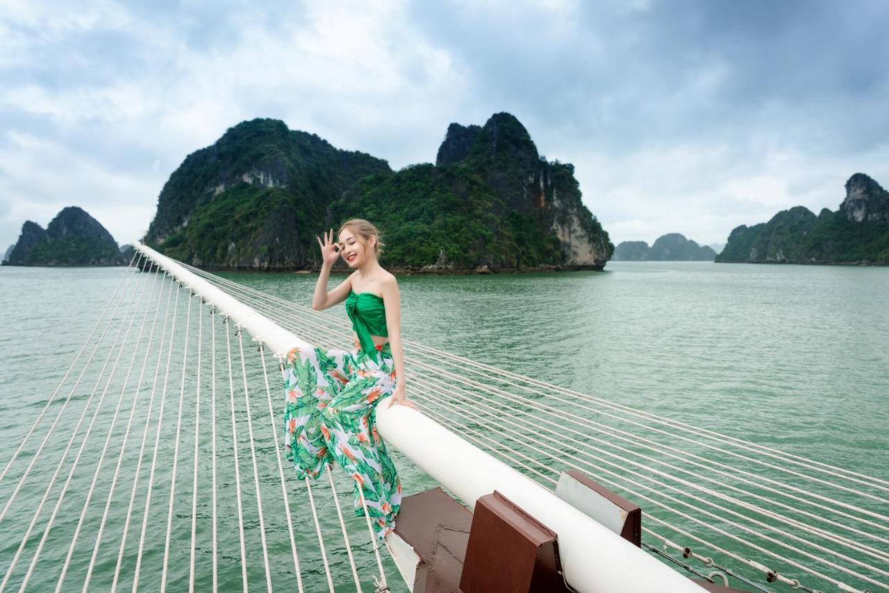 Sena Cruises - Wonder On Lan Ha Bay Hotell Ha Long Exteriör bild